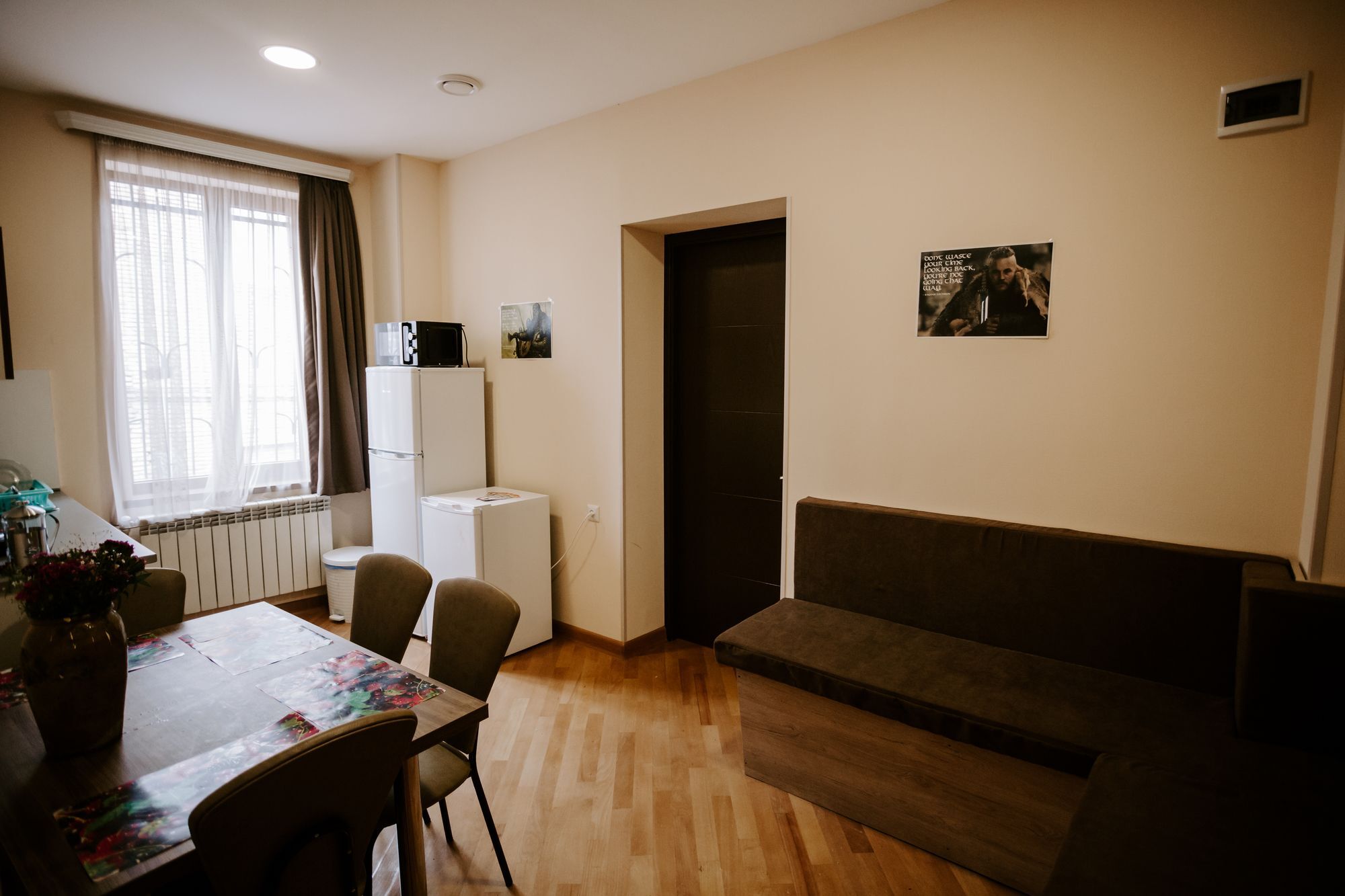 Tbilisi Viking Hostel エクステリア 写真