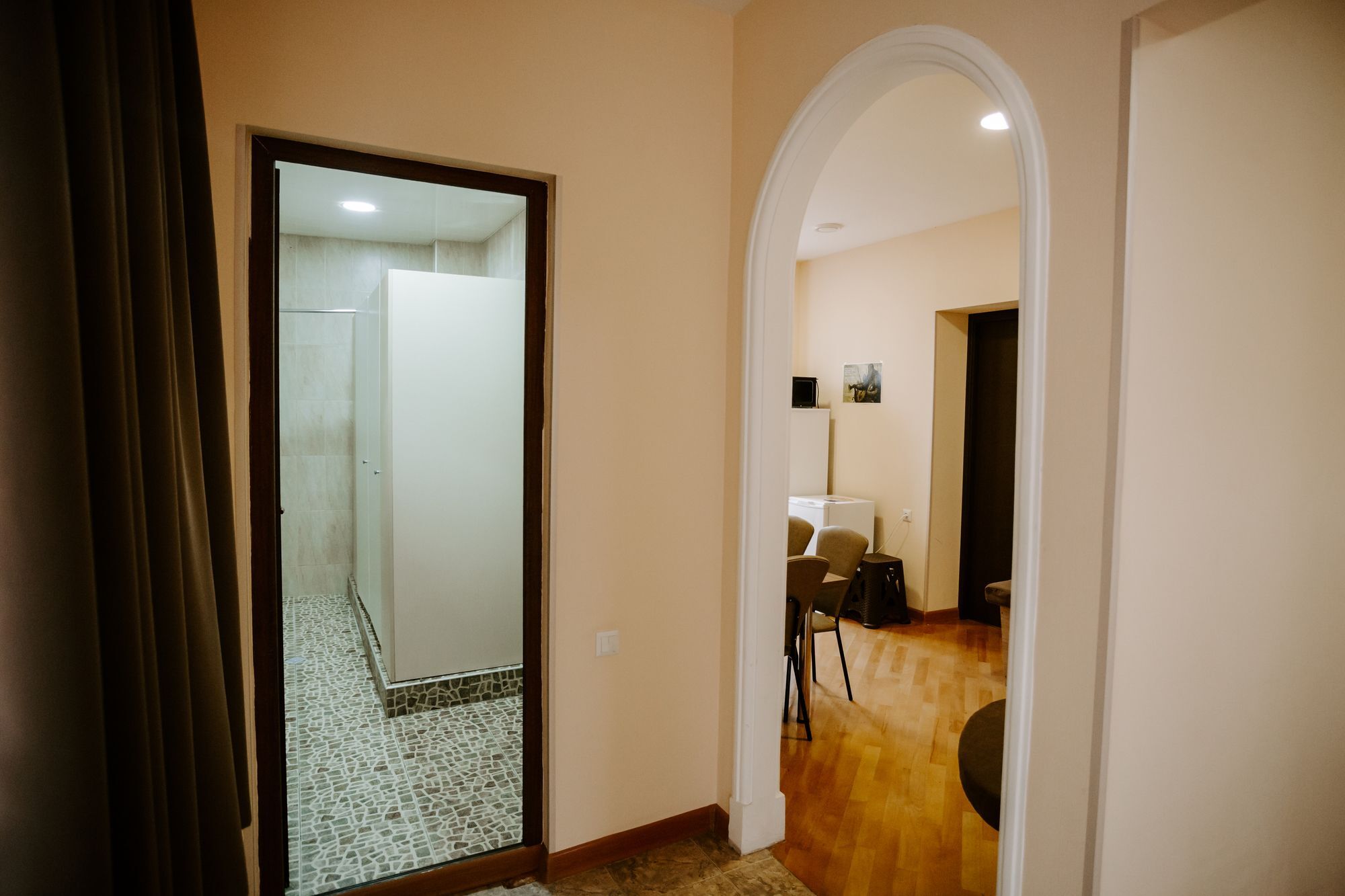 Tbilisi Viking Hostel エクステリア 写真