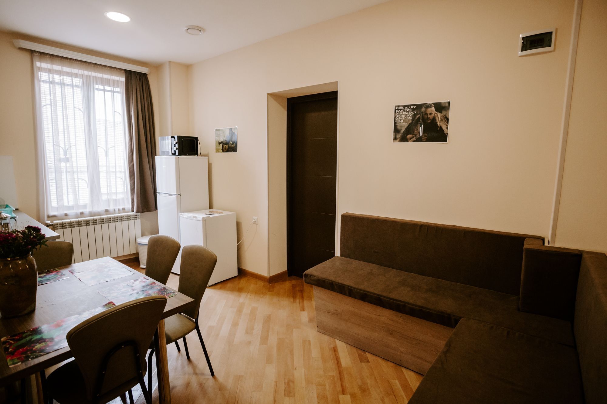 Tbilisi Viking Hostel エクステリア 写真